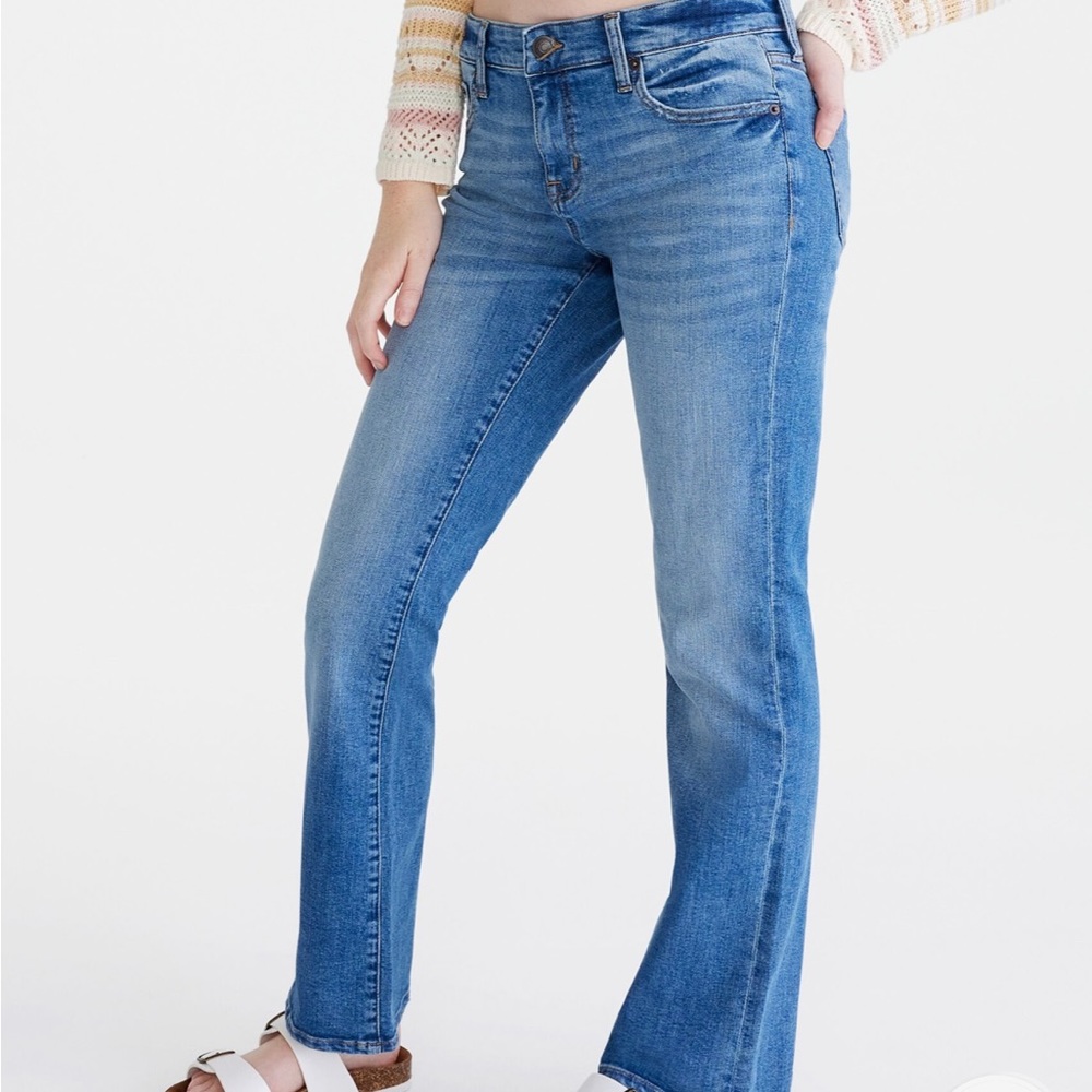 Aeropostale Mid-Rise Bootcut Jean
